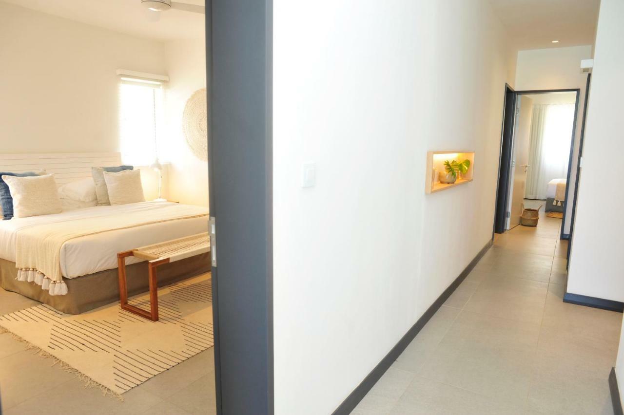 Obiches Luxury Beachfront Apartment Trou-Aux-Biches Kültér fotó
