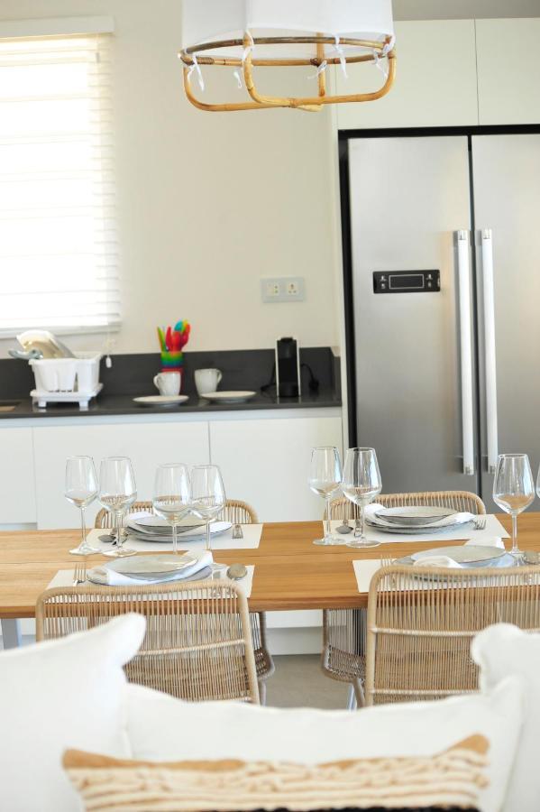 Obiches Luxury Beachfront Apartment Trou-Aux-Biches Kültér fotó